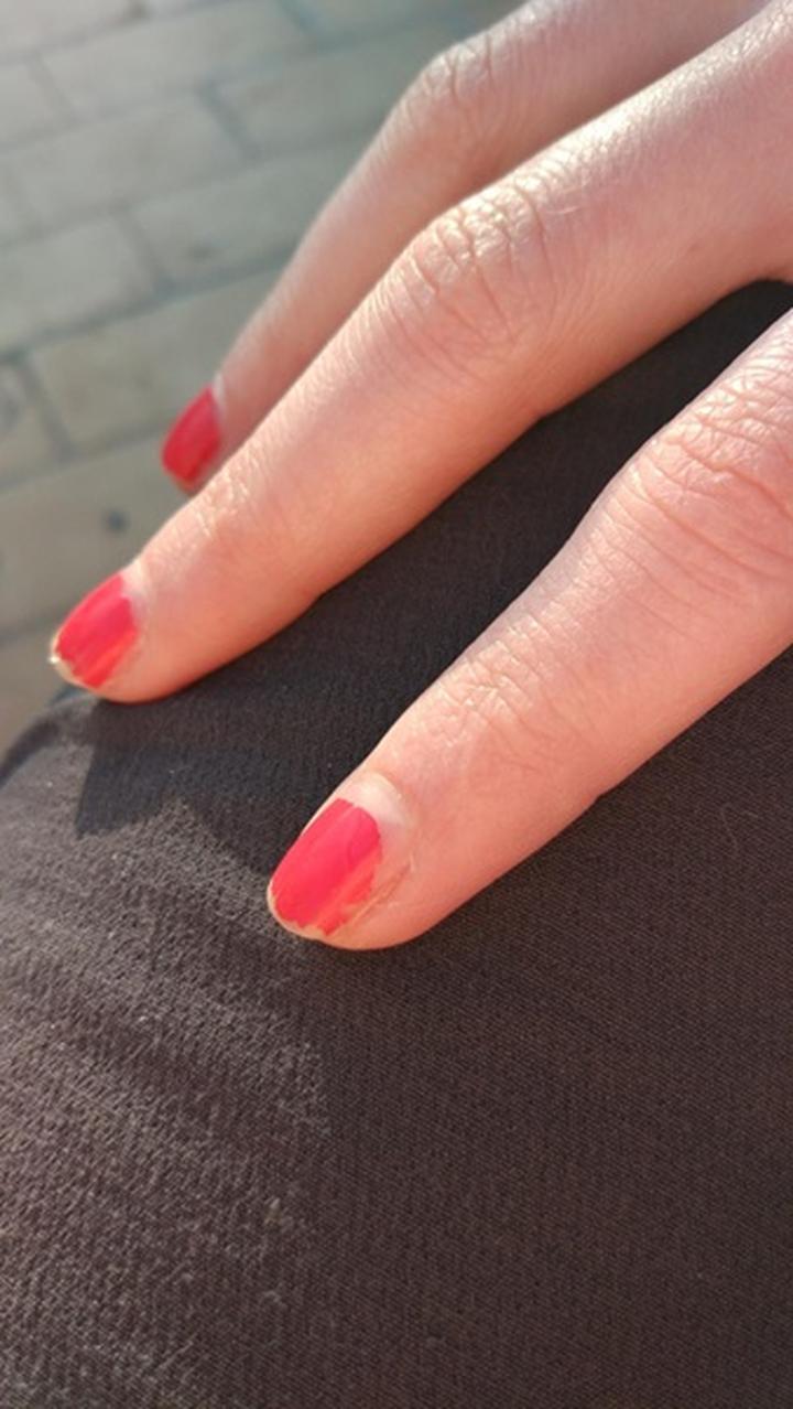 Estetyka paznokci w pracy