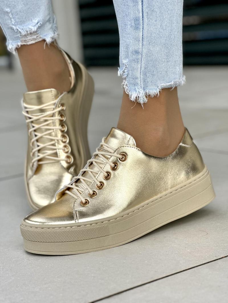 Złote obuwie na wyjątkowe okazje