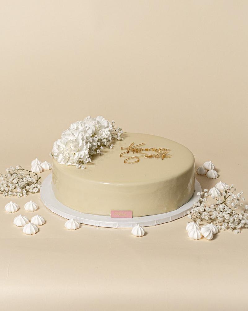 Biała elegancja paznokci