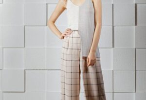 Zrób modową metamorfozę: Jak przerobić spodnie na spódniczkę i nadać im nowe życie