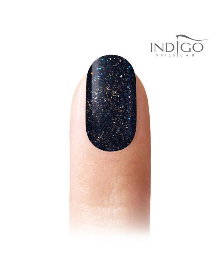 Czarny lakier hybrydowy z brokatem