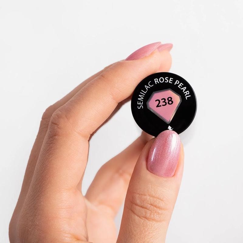 Manicure hybrydowy na każdą okazję