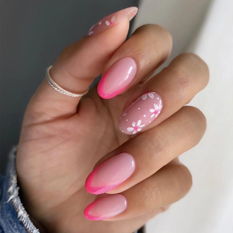 Trendy manicure wiosna 2023