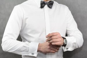 Sekrety wyboru idealnej koszuli do śmietankowej sukni ślubnej, by zachwycić wszystkich