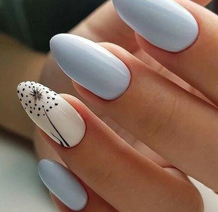 Wiosenne paznokcie: Odkryj modne inspiracje, świeże kolory i stylowe trendy na nadchodzący sezon