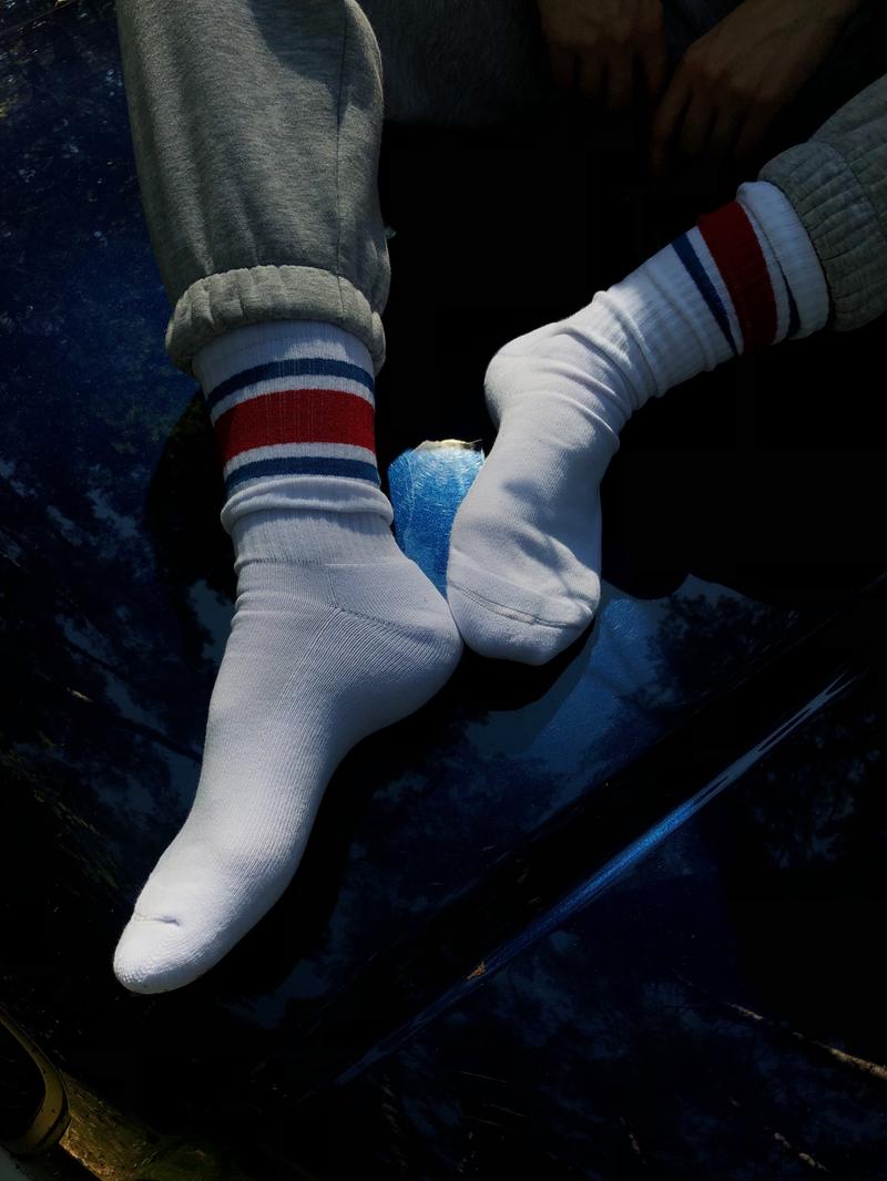 Czego unikać podczas wybielania skarpetek