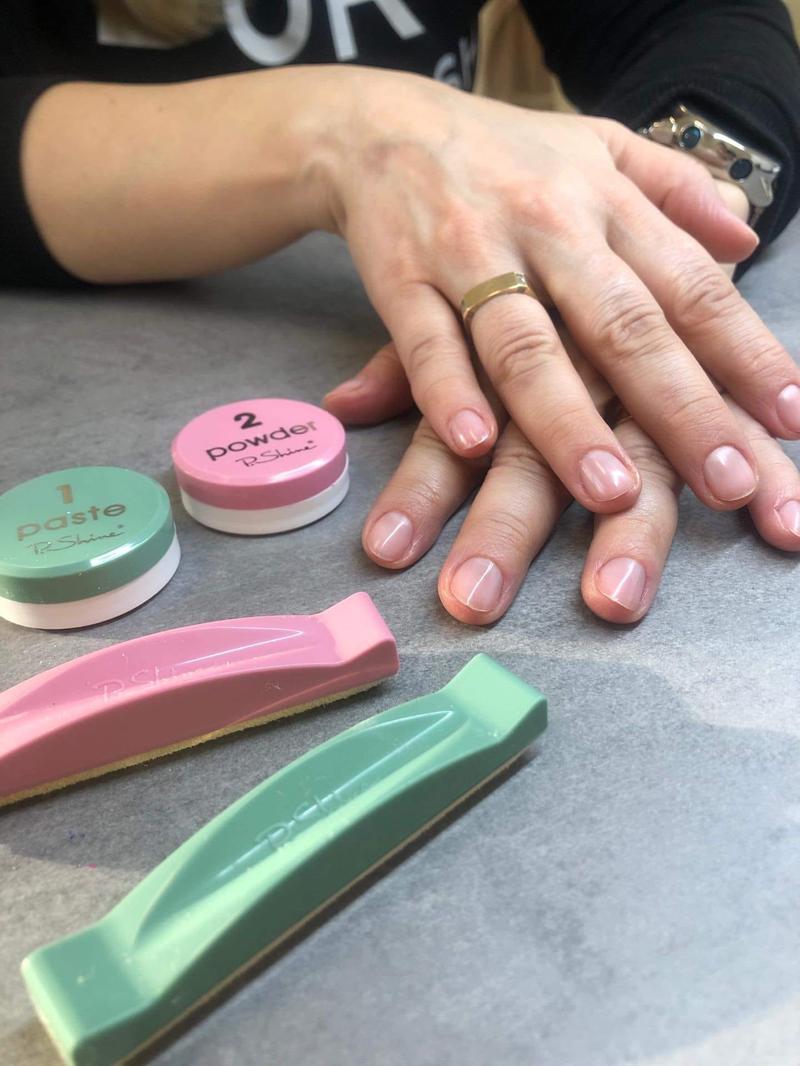 Najlepsze produkty do manicure japońskiego