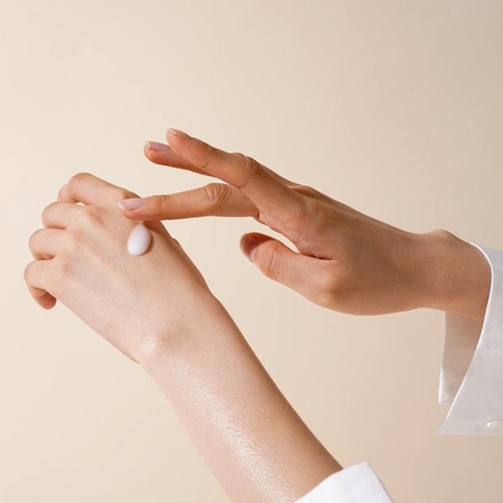 Nawilżanie skórek krok po kroku