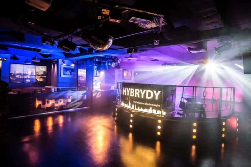 Pielęgnacja paznokci hybrydowych