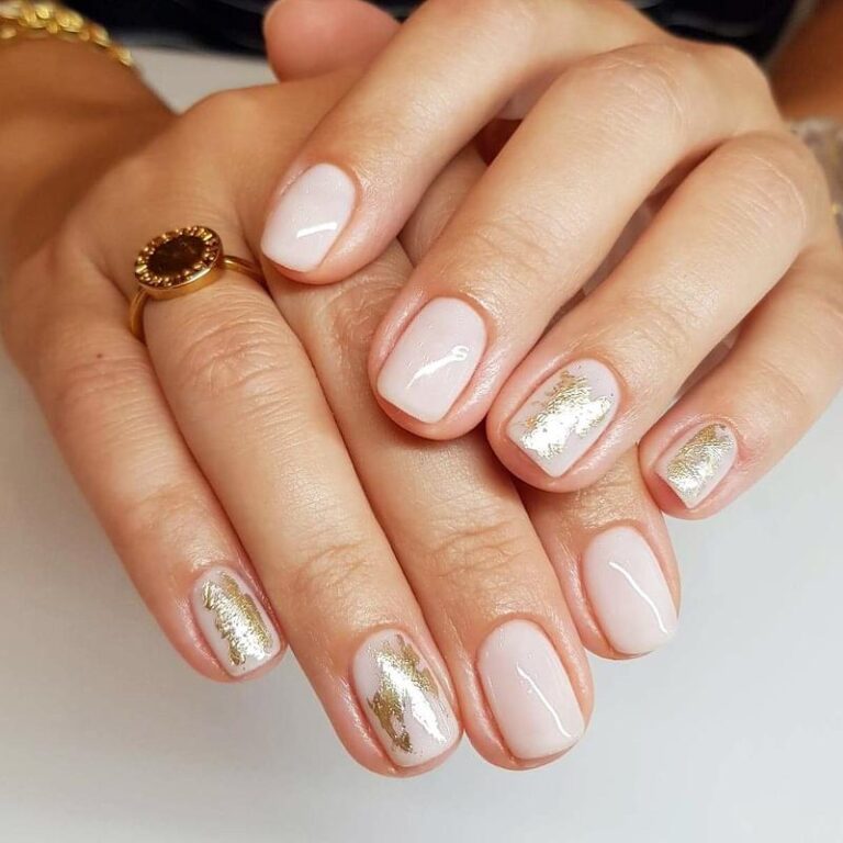Jak dobrać moc lampy do hybryd? Przewodnik dla każdego miłośnika manicure