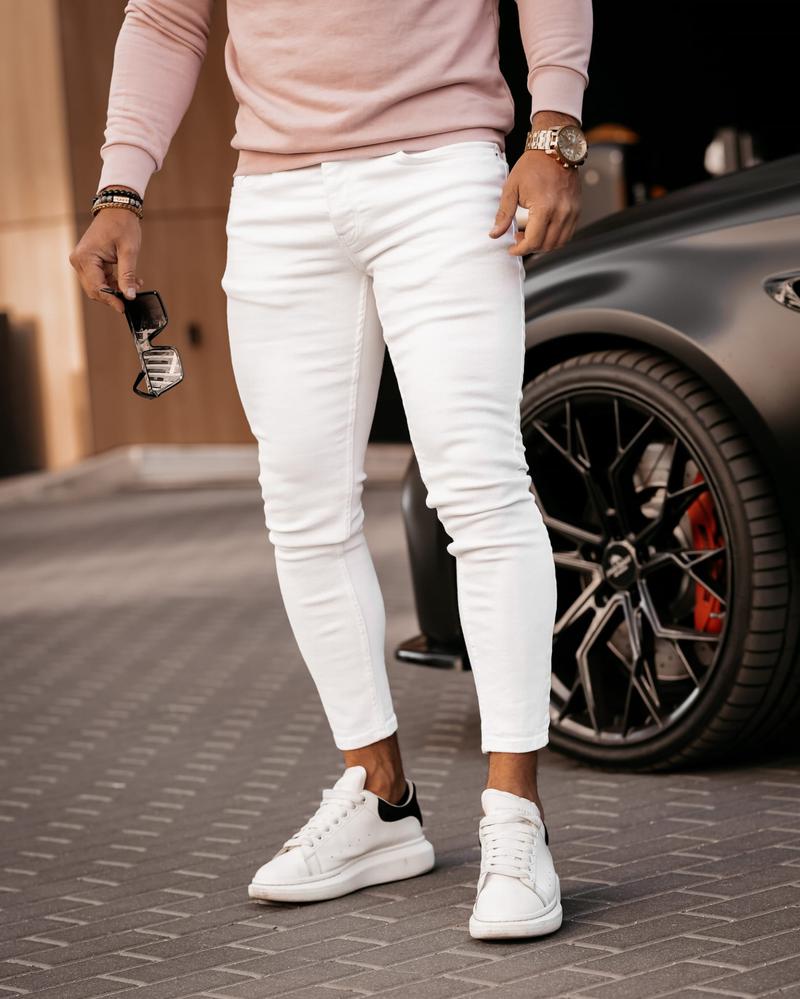 Dodatki do białych spodni